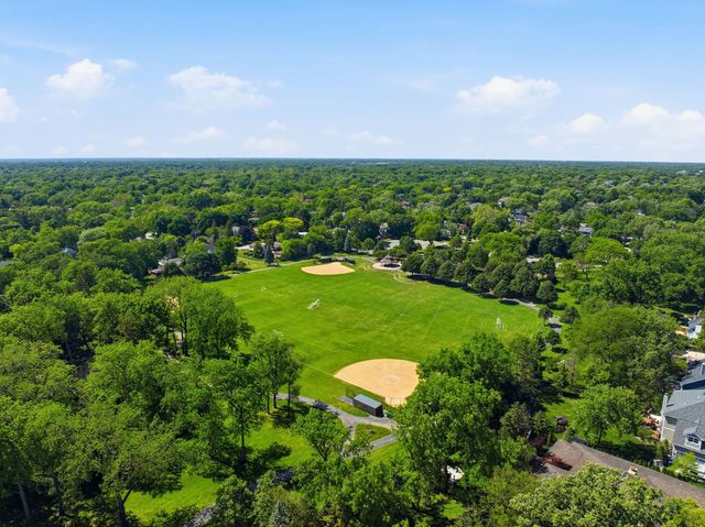 728 Price Lane, Deerfield, IL 60015