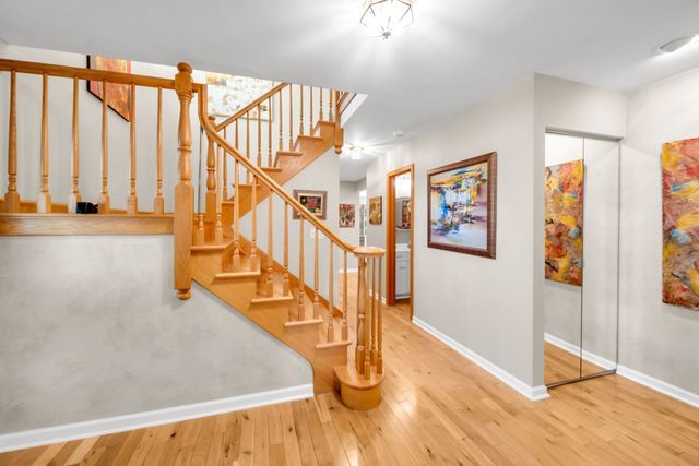 728 Price Lane, Deerfield, IL 60015