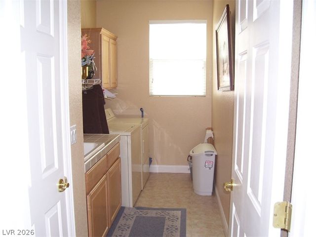 3316 Lacebark Pine Street, Las Vegas, NV 89129