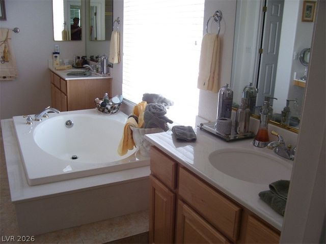 3316 Lacebark Pine Street, Las Vegas, NV 89129