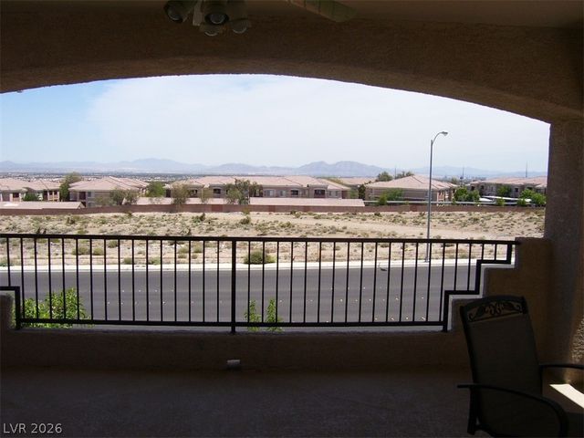 3316 Lacebark Pine Street, Las Vegas, NV 89129