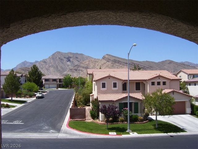 3316 Lacebark Pine Street, Las Vegas, NV 89129