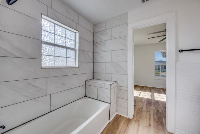 1209 S Maxey, Sherman, TX 75090