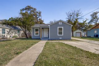 1209 S Maxey, Sherman, TX 75090