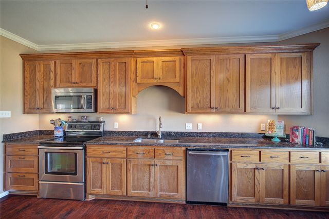 347 County Road 4736, Cumby, TX 75433