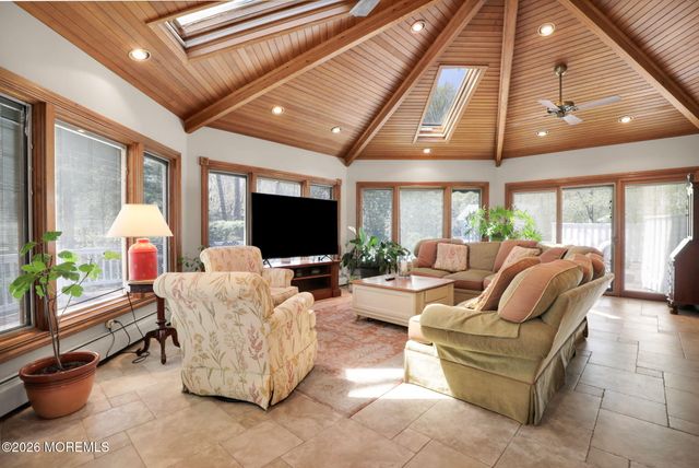 29 White Oak Drive, Colts Neck, NJ 07722
