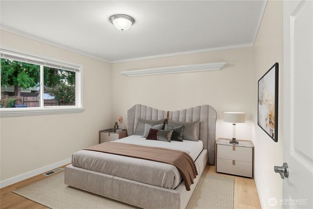 29733 4th Ave S, Federal Way, WA 98003