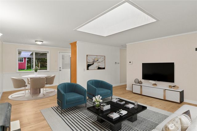 29733 4th Ave S, Federal Way, WA 98003