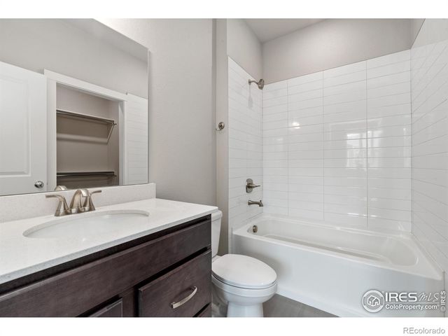 410 High Point Drive 103, Longmont, CO 80504