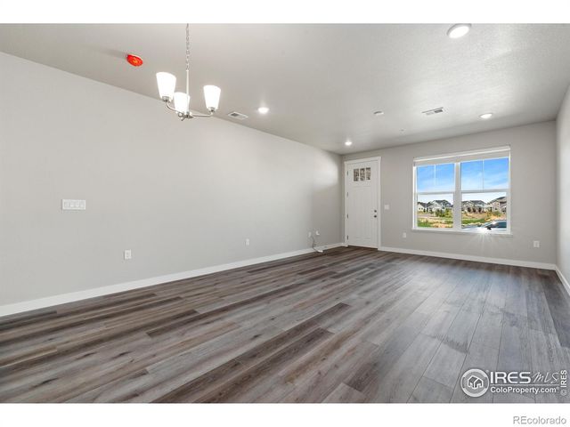 410 High Point Drive 103, Longmont, CO 80504