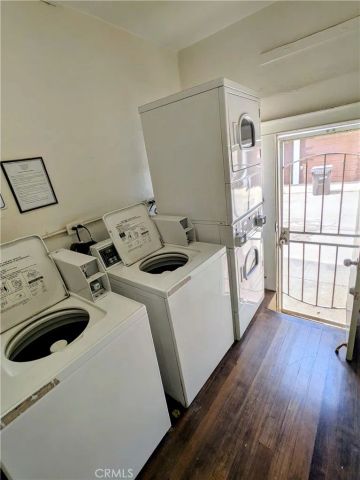 239 Ximeno Avenue 239, Long Beach, CA 90803