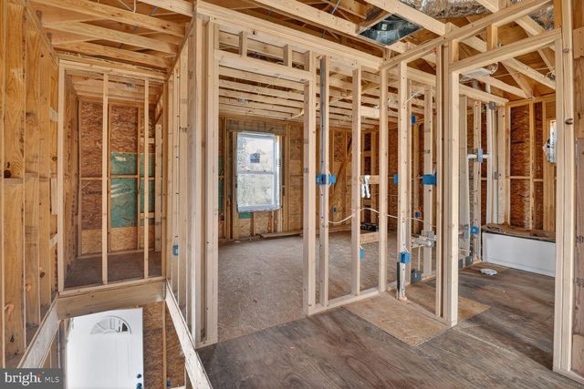 5 OAKDALE ST, Aberdeen, MD 21001