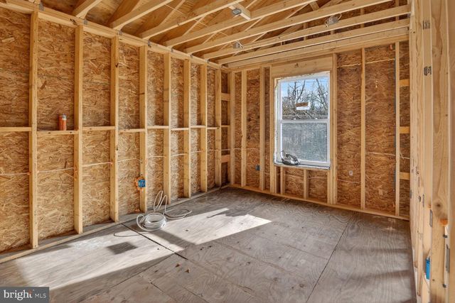 5 OAKDALE ST, Aberdeen, MD 21001