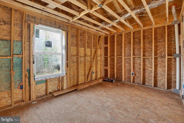 5 OAKDALE ST, Aberdeen, MD 21001