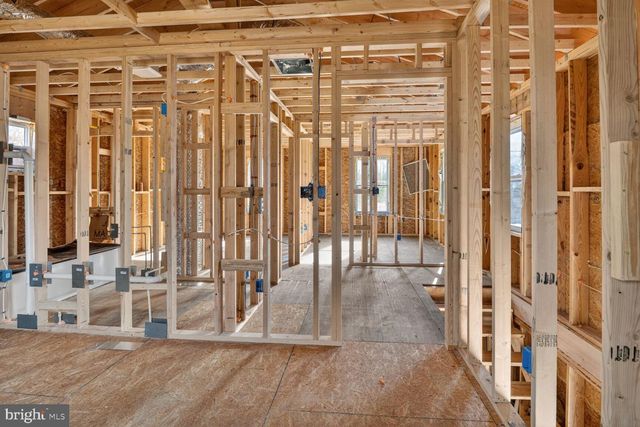 5 OAKDALE ST, Aberdeen, MD 21001