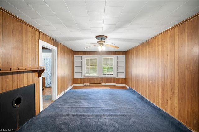 129 W Finch Avenue, Denton, NC 27239