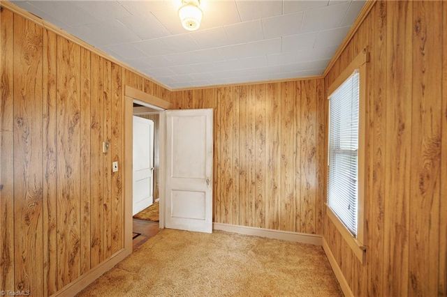 129 W Finch Avenue, Denton, NC 27239