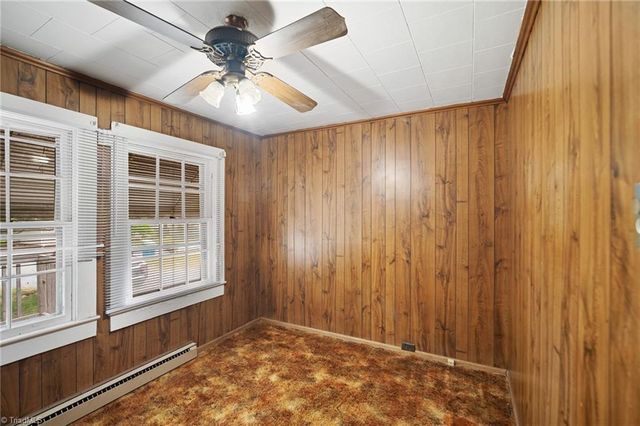 129 W Finch Avenue, Denton, NC 27239
