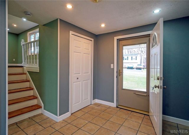 4286 Sheva Lane, Hamburg, NY 14075