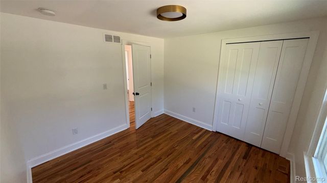 17365 Hilton Street, Southfield, MI 48075