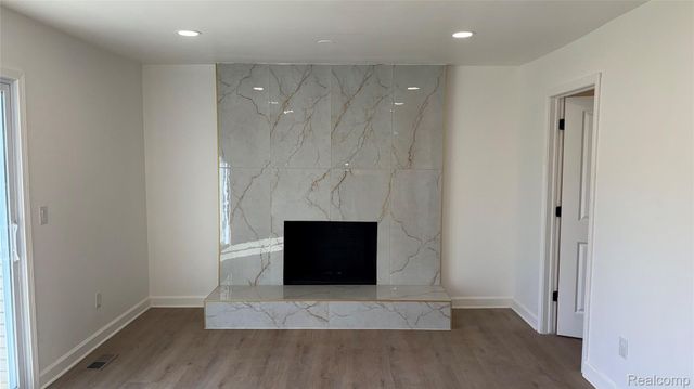 17365 Hilton Street, Southfield, MI 48075
