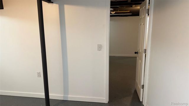 17365 Hilton Street, Southfield, MI 48075