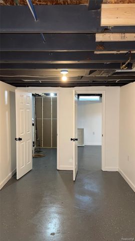 17365 Hilton Street, Southfield, MI 48075