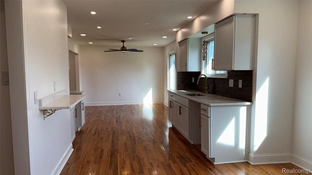 17365 Hilton Street, Southfield, MI 48075