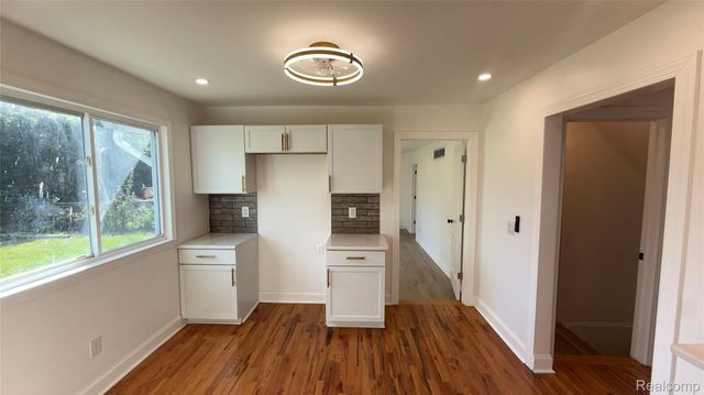 17365 Hilton Street, Southfield, MI 48075