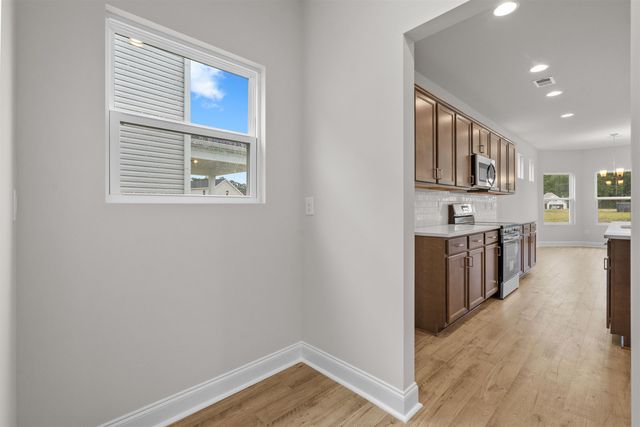 1160 NW Forest Bend Dr NW, Calabash, NC 28467