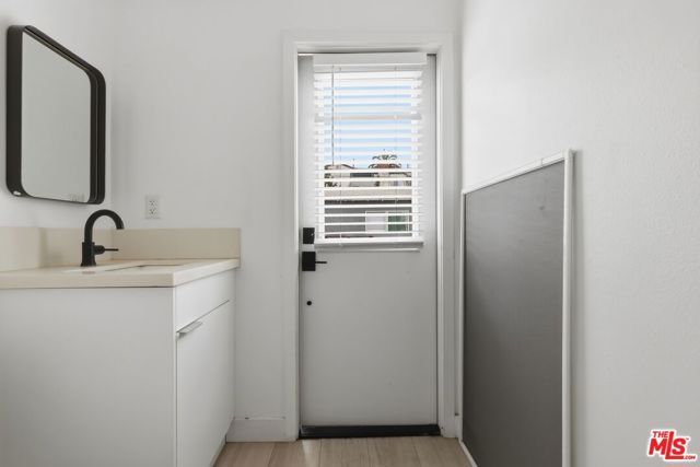 201 S Park View Street, Los Angeles, CA 90057