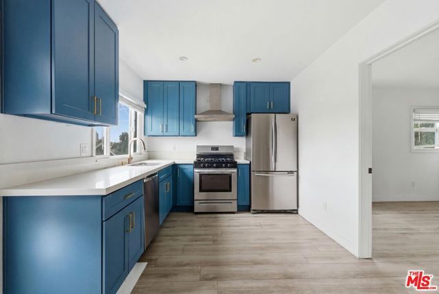 201 S Park View Street, Los Angeles, CA 90057