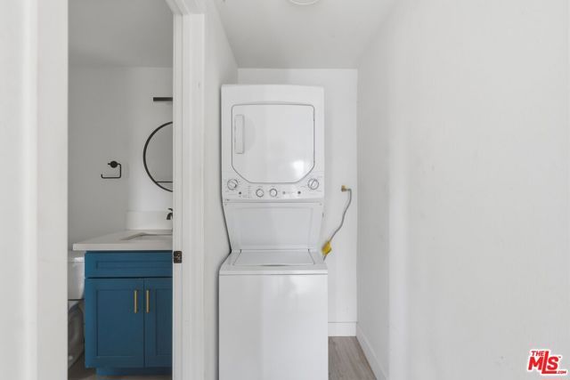 201 S Park View Street, Los Angeles, CA 90057
