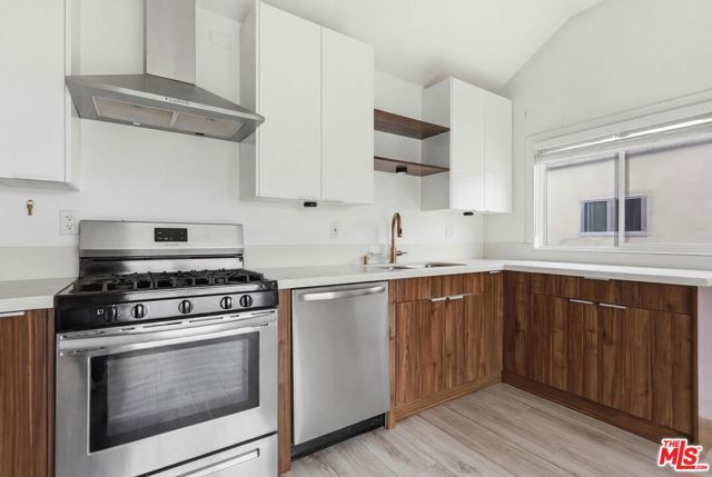 201 S Park View Street, Los Angeles, CA 90057