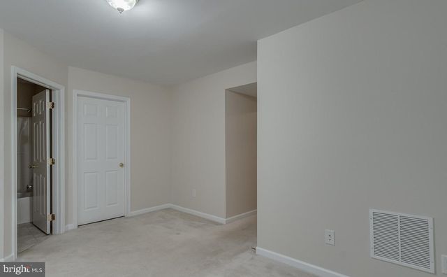105 RAPHAEL CT, Martinsburg, WV 25403