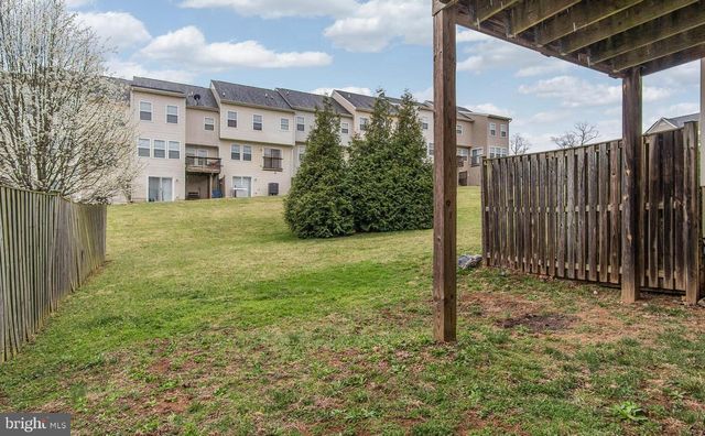 105 RAPHAEL CT, Martinsburg, WV 25403