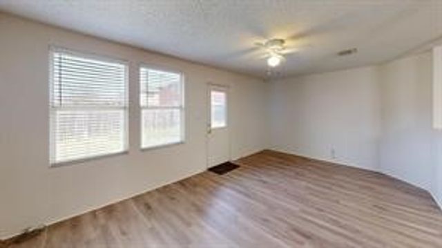 603 Ambarella Street, Arlington, TX 76002