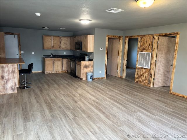 520 SW 2nd Street, Adair, OK 74330