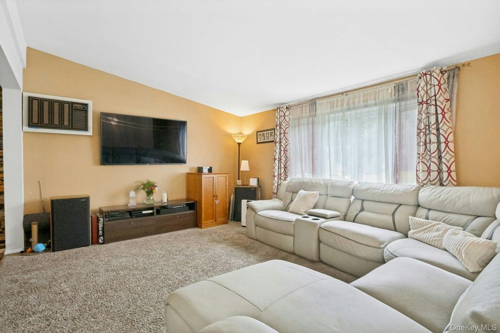 2 Shirley Drive, Patterson, NY 12563 — photo 5