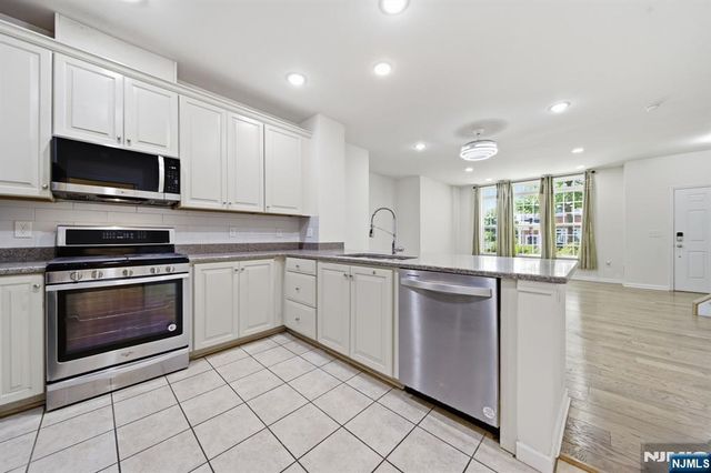 128 Wesmont Drive, Wood Ridge, NJ 07075