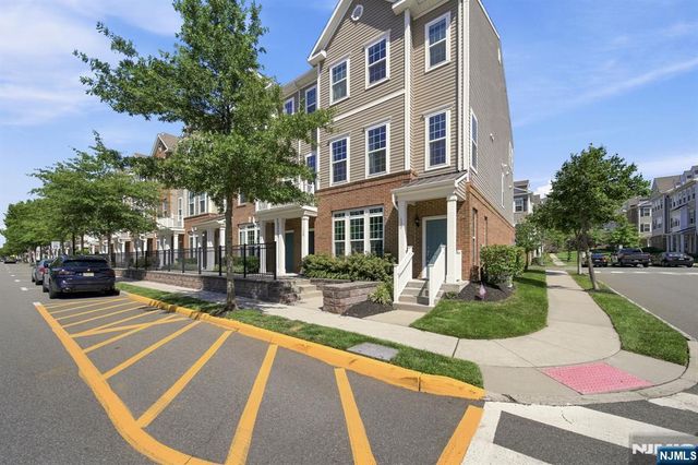 128 Wesmont Drive, Wood Ridge, NJ 07075