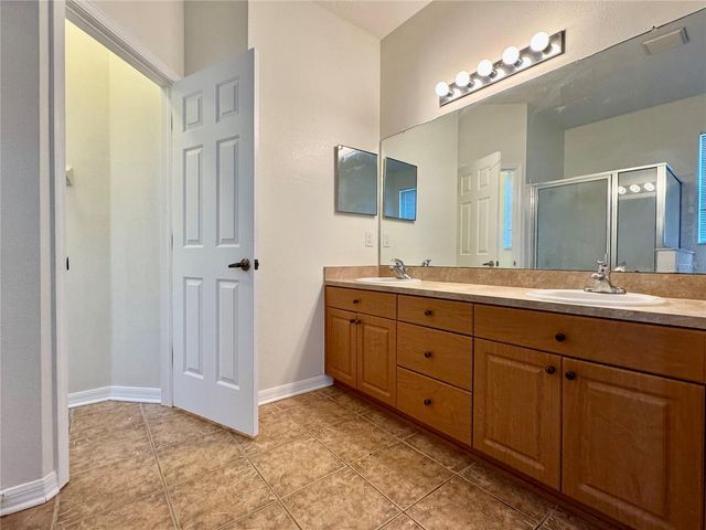 13052 TERRACE SPRINGS DRIVE, Temple Terrace, FL 33637