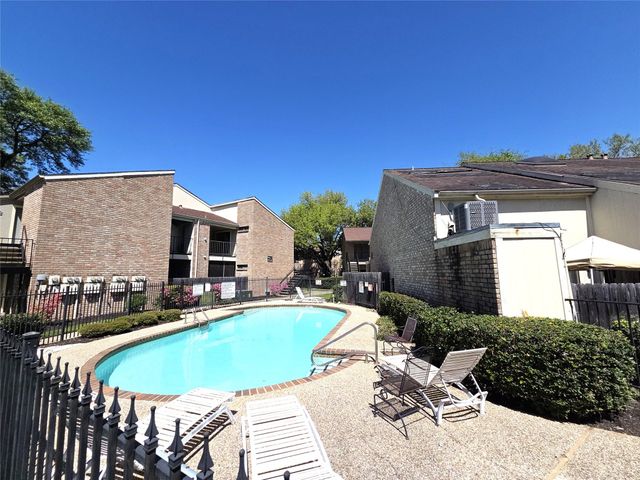 8100 Cambridge Street 9, Houston, TX 77054