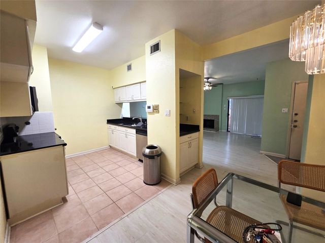 8100 Cambridge Street 9, Houston, TX 77054