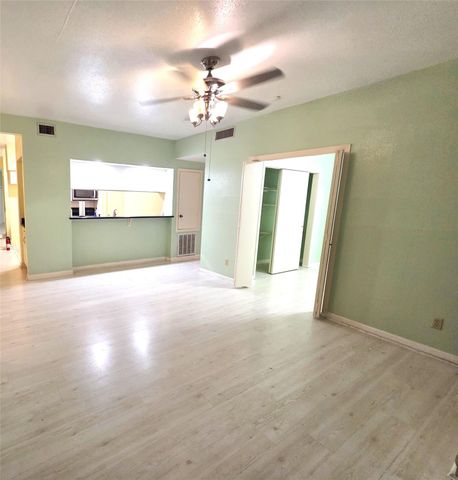 8100 Cambridge Street 9, Houston, TX 77054