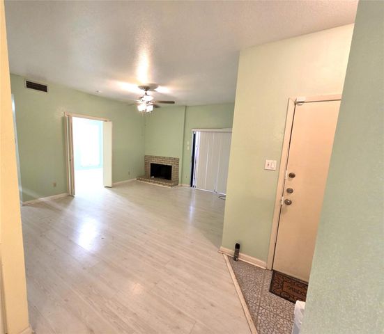 8100 Cambridge Street 9, Houston, TX 77054