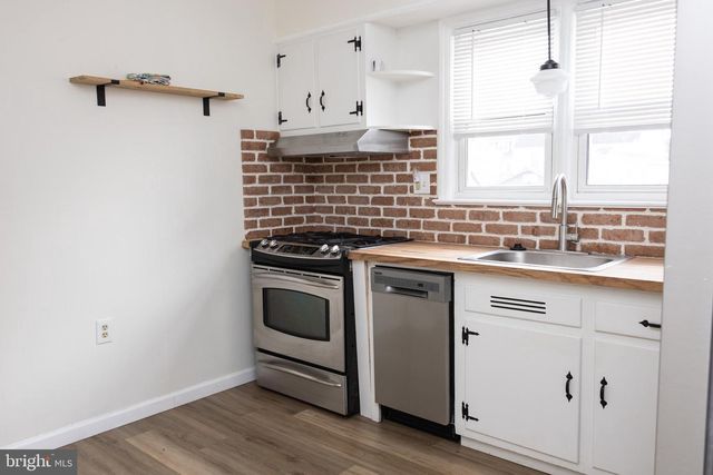 130 7TH AVE, Mount Ephraim, NJ 08059