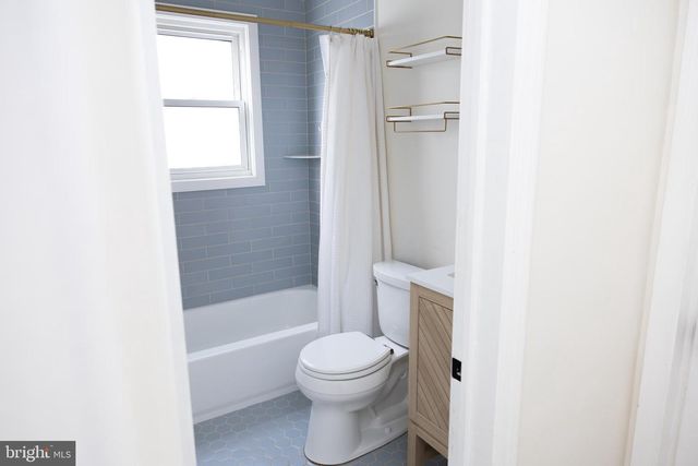 130 7TH AVE, Mount Ephraim, NJ 08059