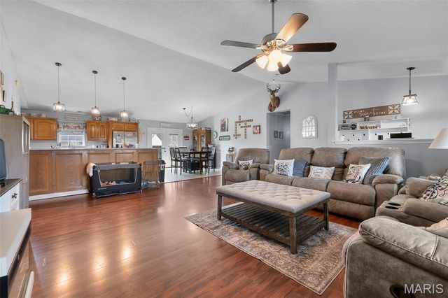 829 Plantation Boulevard, Sikeston, MO 63801