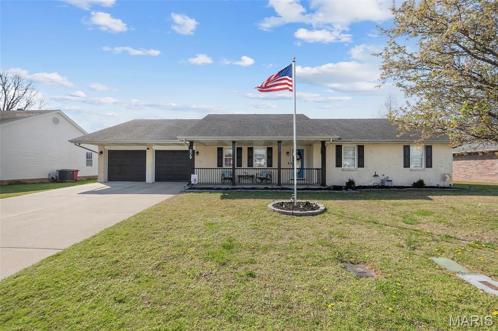 829 Plantation Boulevard, Sikeston, MO 63801